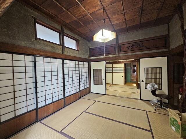 Thumbnail 8