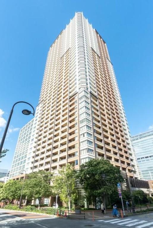 2-Bedroom Condo Near Station in Higashigotanda 0