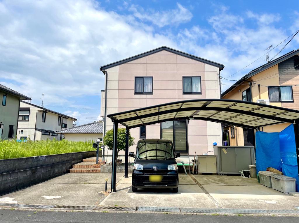 4-Bedroom House in Miyagawacho 0