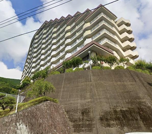 Vintage 1-Bedroom Condo in Ainoharacho 0