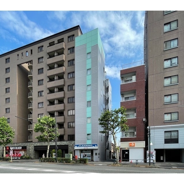 Studio Condo Near Station in Honcho 0