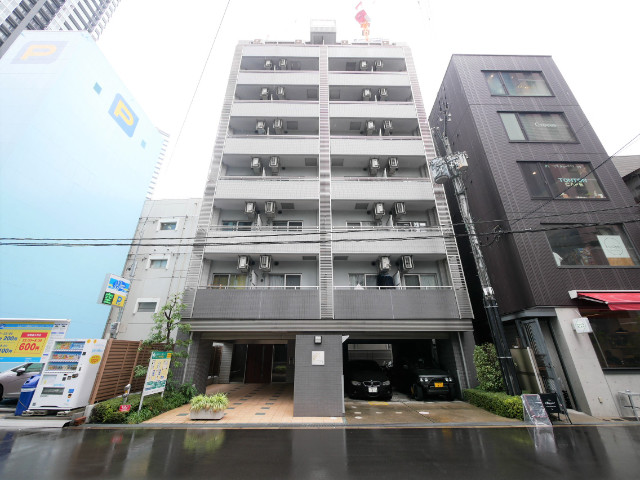 Studio Condo Near Station in Toyosaki 0