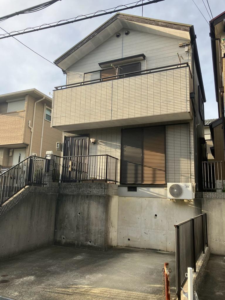 4-Bedroom House in Suzurandaihigashimachi 0