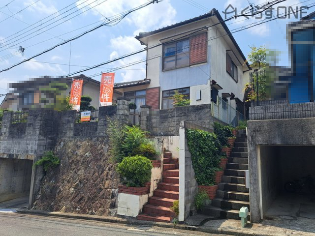 Charming 5-Bedroom House in Koderacho nakadera 0