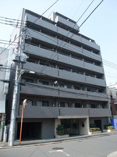 Studio Condo Near Station in Shirokane 0