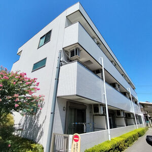 1-Bedroom Condo in Kitayacho 0