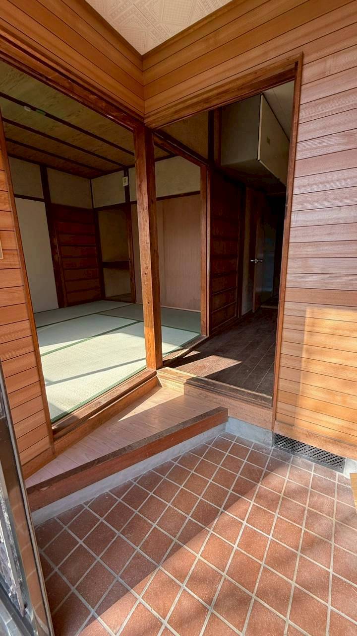 Vintage Studio Property in Gempeicho 0