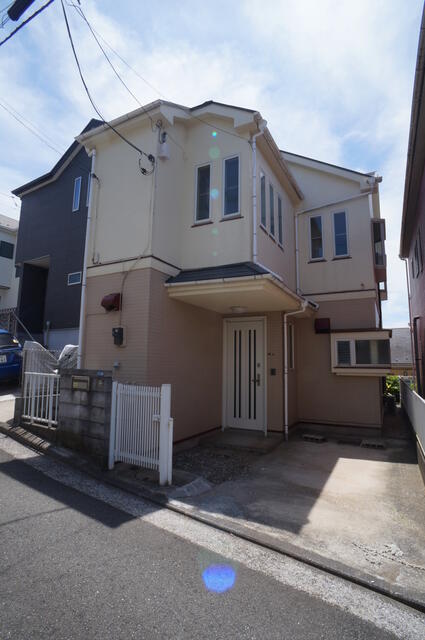 Classic 4-Bedroom House with a Garden in Morigaoka 0