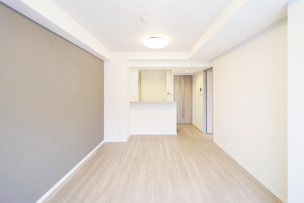 2-Bedroom Condo Near Station in Saido 0