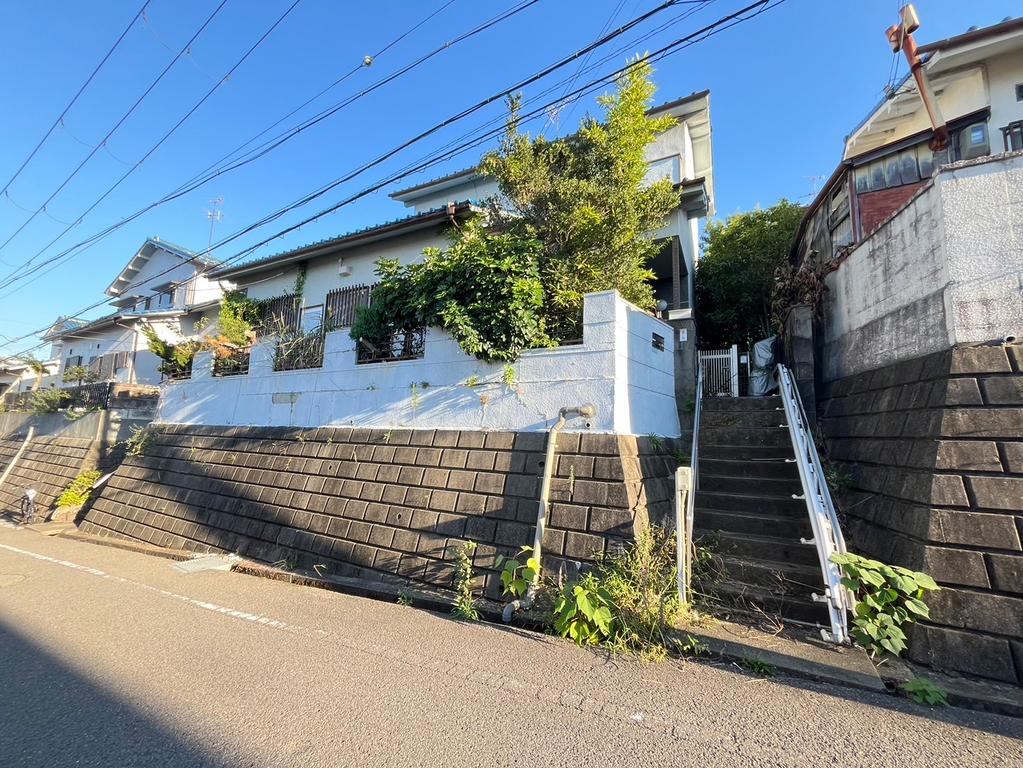 Charming 3-Bedroom House in Mai 0