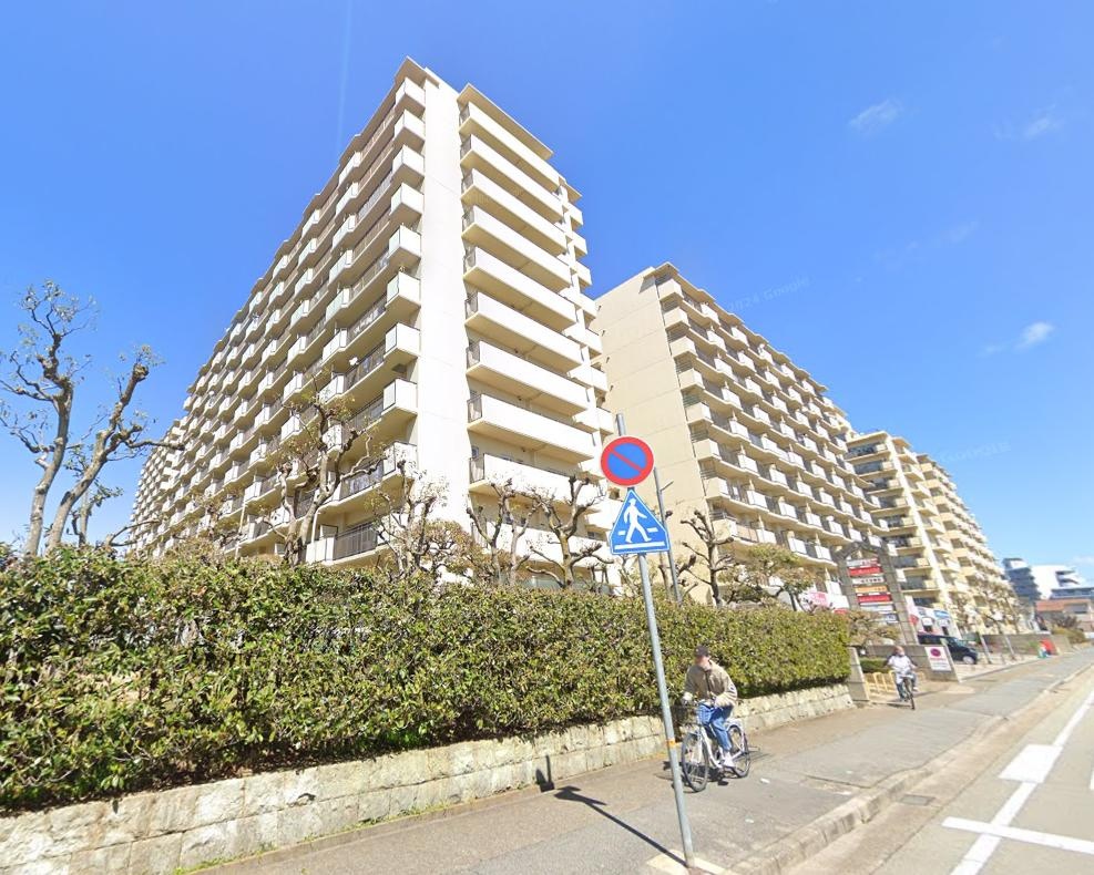 Well-Kept 3-Bedroom Condo in Heisocho ippommatsu 0