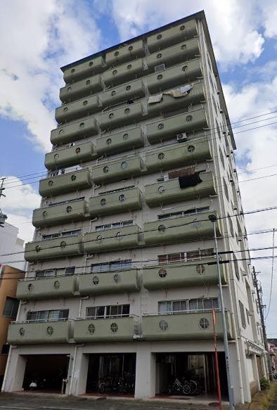 Well-Kept Studio Condo in Tsushimacho 0