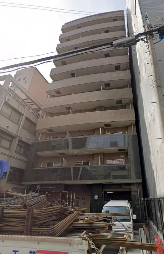 Studio Condo Near Station in Motomachidori 0