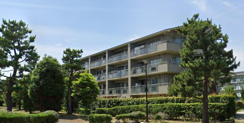 3-Bedroom Condo Near Station in Nishishiba 0