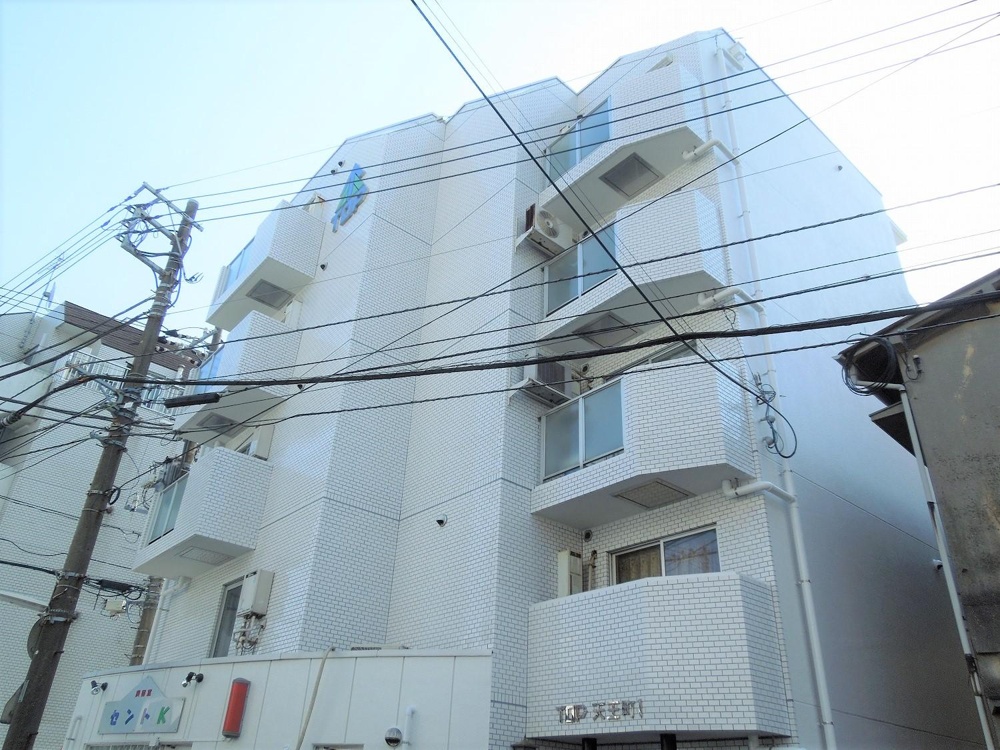 Vintage Studio Condo Near Station in Minamisengencho 0