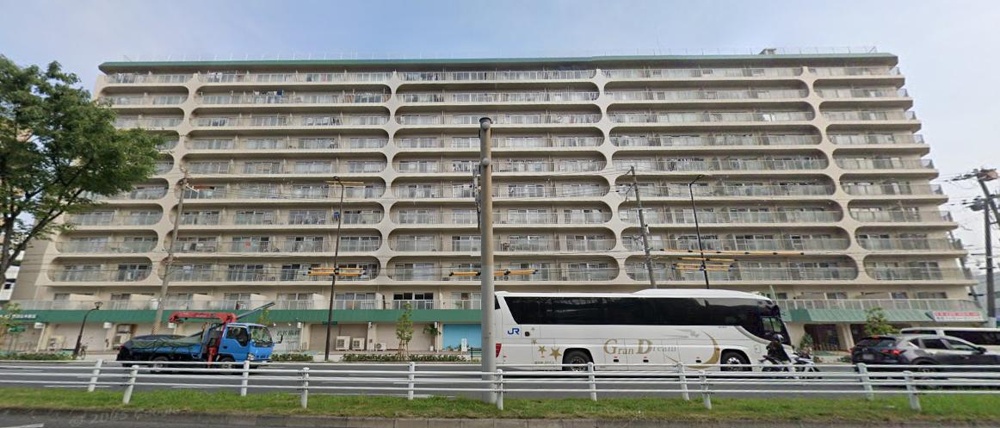 Well-Kept 1-Bedroom Condo in Ohiraki 0