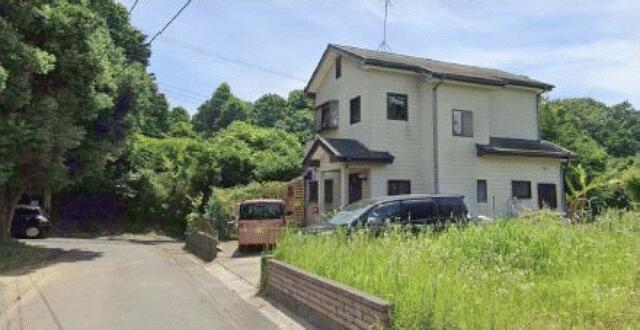 Well-Kept 3-Bedroom House in Fusa 0
