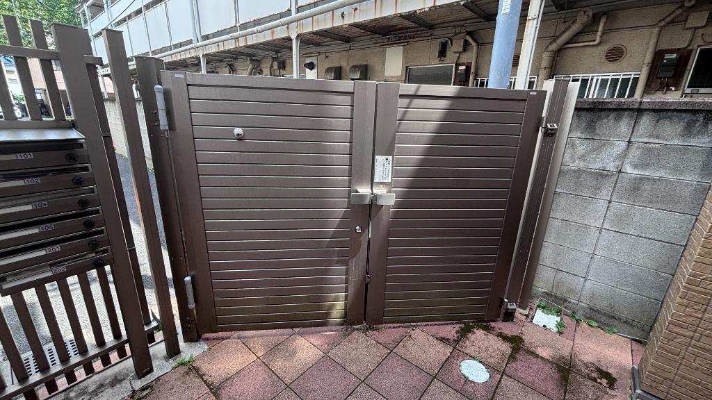 Thumbnail 10