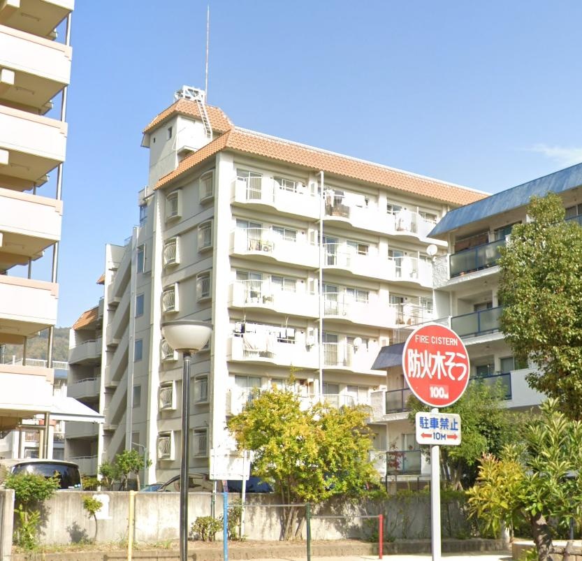 Well-Kept Studio Condo Near Station in Motoyamaminamimachi 0